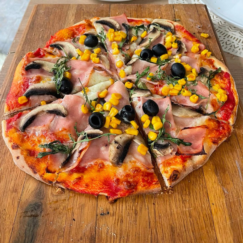 Pizza gătită greșit pe vatră