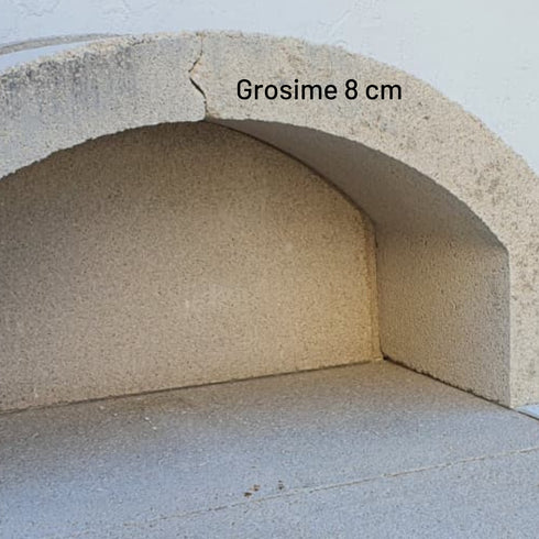 Cupola cuptorului Compact Mons Mellis formată prin îmbinarea elementelor prefabricate din beton refractar de 8 cm grosime